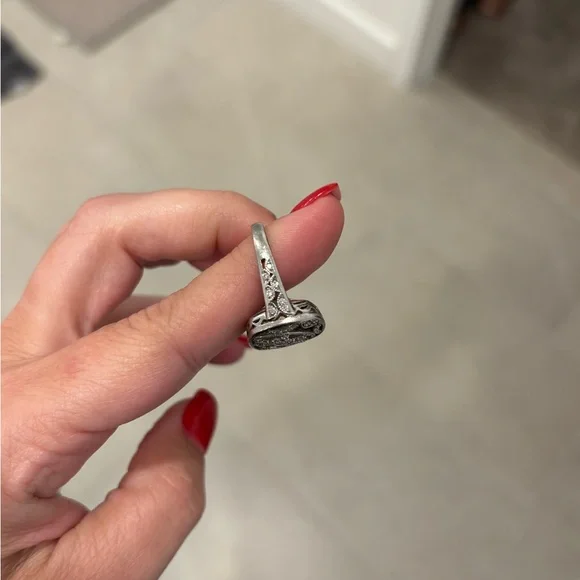 Tacori Elegant Silver Filigree Ring